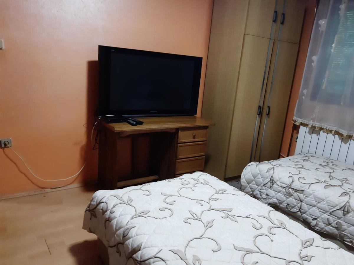 Vila Mir Пирот Экстерьер фото