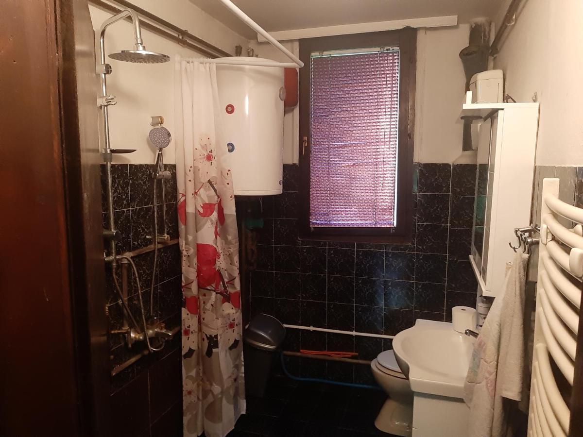 Vila Mir Пирот Экстерьер фото